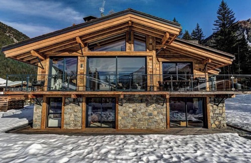 Les Tines Apartment | Chalet Bliss: A Luxury Mountain Retreat in Chamonix