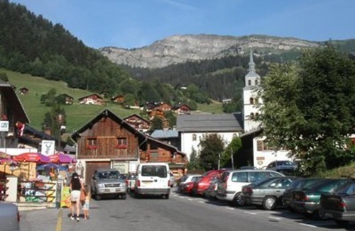 Areches House | Chalet cosy pour 2-3 pers. avec jardin au cœur du village, à 5 min du ski et proche des commerces - FR-1-342-274
