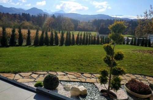 Viuz-en-Sallaz Ski Chalet | Chalet de charme à côté de Genève Annecy Chamonix, vue sur les montagnes, sauna jacuzzi en option