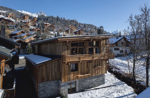 Meribel Ski Chalet | Chalet des Amis in Meribel with swimming pool
