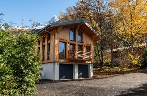 Chamonix-Mont-Blanc Ski Chalet | Chalet Diard, Detached Chalet, Alpes Agency, Sleeps 6 to 8