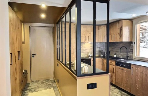Val-d'Isere Apartment | Chalet Du Jardin Alpin Ii - Charming 3 rooms for 4 to 5 people, located in Val d'Isère in the La Legettaz district at the foot of the slopes