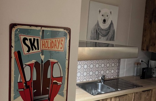 Les Menuires Apartment | Chalet "Linette" - 120 m2 - 4 bd. 8 pers. Ski in, ski out