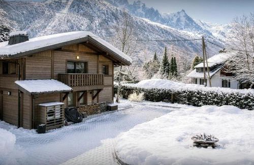 Les Tines Ski Chalet | Chalet Manchot - OVO Network