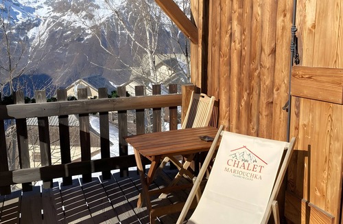Villard-Reculas Ski Chalet | Chalet 'Mariouchka' with Mountain View, Private Terrace and Wi-Fi