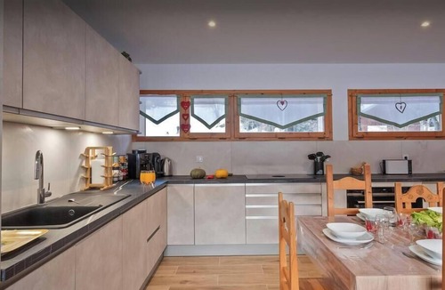 Pralognan-la-Vanoise Ski Chalet | Chalet Nathilou - Discover the Vanoise National Park - OVO Network
