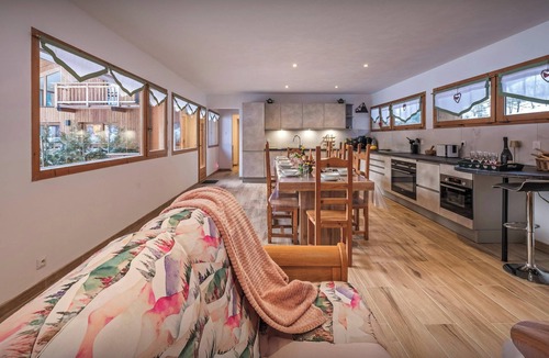 Pralognan-la-Vanoise Ski Chalet | Chalet Nathilou - Discover the Vanoise National Park - OVO Network