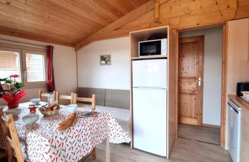 Usson-en-Forez House | Chalet nature, animaux admis - 6 pers. - FR-1-496-391