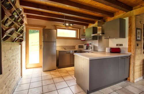 Les Esserts Ski Chalet | Chalet on the slopes with sauna and terrace, sleeps 12