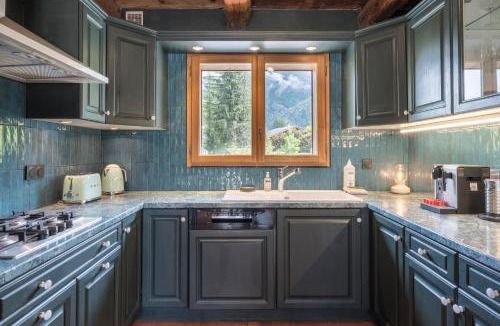 Les Praz-de-Chamonix Ski Chalet | Chalet Scandinave - Ski-in out Piste Flegere - Next to Golf - By Cozee Rentals