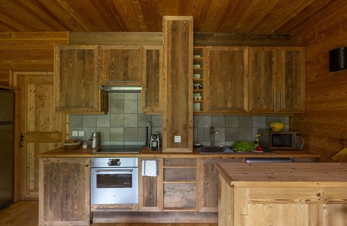 Monetier-les-Bains Apartment | Chalet-style accommodation in Serre-Chevalier, Monêtier-les-Bains, ideal for families
