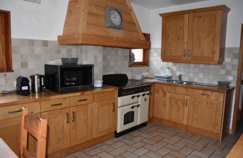 Pralognan-la-Vanoise Ski Chalet | Chalet, terrace, balcony, tv, 200m², Pralognan-la-Vanoise