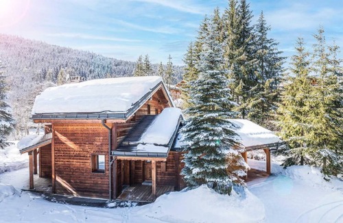 La Perriere Ski Chalet | Chalet, terrace, fireplace or stove, parking, tv, ski locker, 160m², La Tania