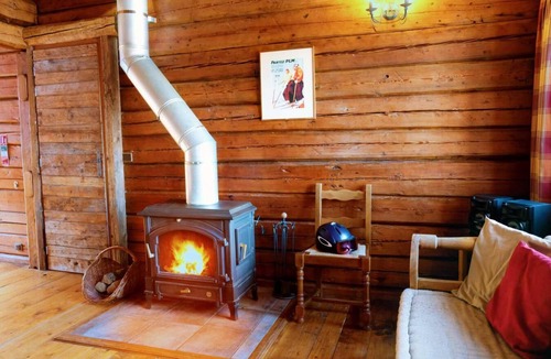 La Perriere Ski Chalet | Chalet, terrace, fireplace or stove, parking, tv, ski locker, 80m², La Tania