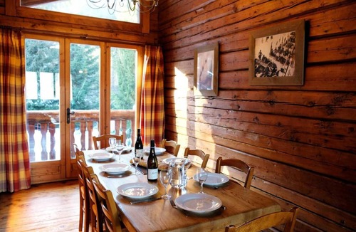 La Perriere Ski Chalet | Chalet, terrace, fireplace or stove, parking, tv, ski locker, 80m², La Tania