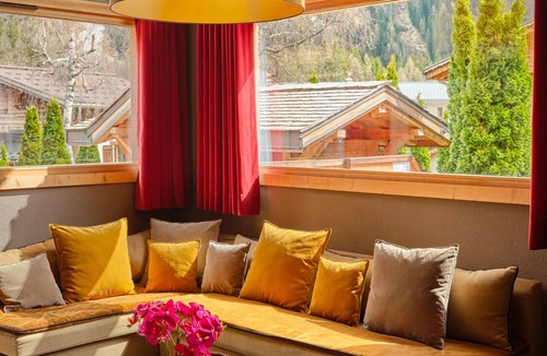 Argentiere House | Chalet Terre – Panoramic Views of the Grands Montets, and Mont Blanc, Jacuzzi