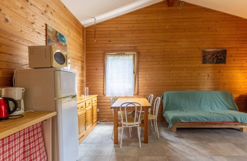 Darbres Ski Chalet | Chalet 'Vert 4 Personnes' with Balcony and Wi-Fi