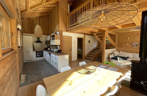 Les Praz-de-Chamonix Ski Chalet | Chalet with breathtaking views of Mont Blanc