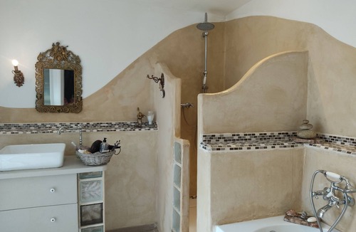 Moissac Bed & Breakfast | Chambre bleue - 1st floor - 5 minutes from the city center