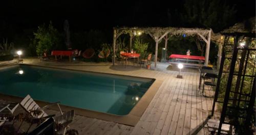 Monacia-d'Aullene Bed & Breakfast | chambre double avec salle de bain privée