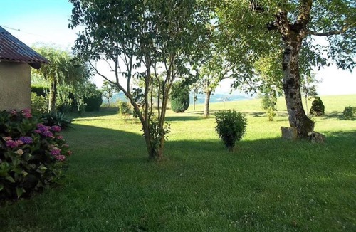 Junhac Bed & Breakfast | Chambres D'hôtes Bellevue