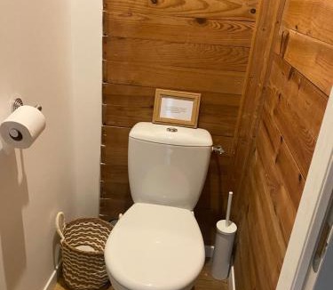 Seignalens Bed & Breakfast | Chambres d'hôtes -L'Atelier du Presbytère
