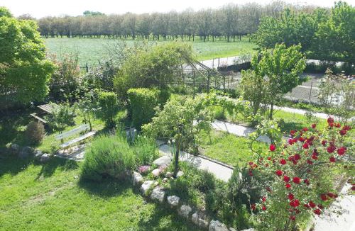 Izeron Bed & Breakfast | Chambres d'Hôtes La Noyeraie