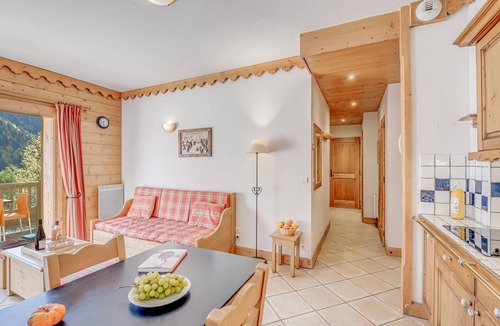 Champagny-en-Vanoise Apartment | Champagny - 3 rooms, balcony, SPA access, WIFI included, sleeps 6