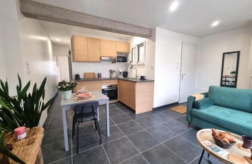 Montrond-les-Bains House | Charmant gîte à Montrond-les-Bains avec parking et wifi - FR-1-496-342