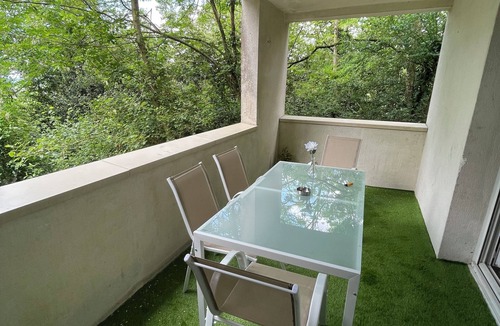 Lormont Apartment | Charming 2-bedroom apartment in Bordeaux