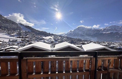 Les Carroz-d'Araches Apartment | Charming 2-Bedroom Apt for 5 Near Pistes and Shops, Great Amenities