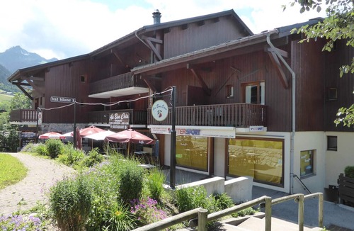 Areches Apartment | Charming Apartment in Central Arêches with Summer Pool Access