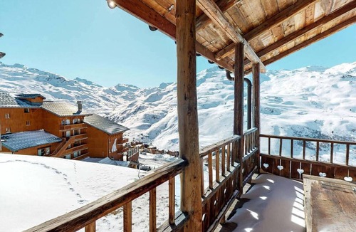 Reberty Ski Chalet | Charming Chalet at the slopes, 14/15 pers, wifi