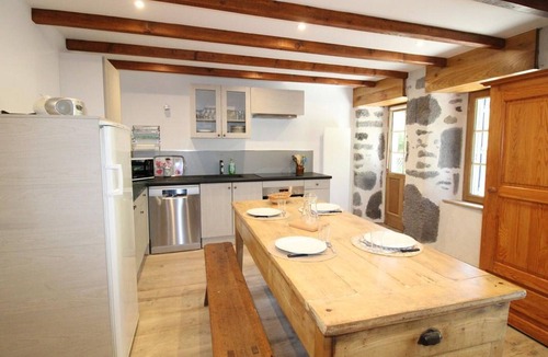 Moussages Cottage | Charming Cottage in Auvergne's Volcanic Park – Fireplace, Terrace, Near Hiking & Skiing