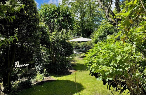 Saint-Cyr-au-Mont-d'Or House | Charming house with wooded garden in pretty village 15mns from LYON
