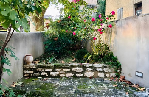 Lioux House | Charming House with Stunning Views and Rooftop Terrace