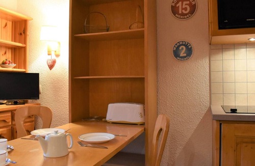 Meribel Apartment | Charming Studio for 3 in Méribel, Steps from Slopes & Amenities