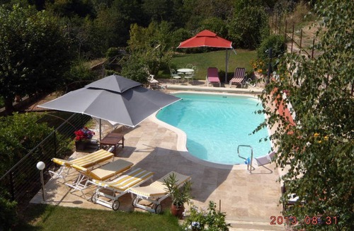 Brullioles Cottage | Château de Charfetain farm in the heart of the Monts du Lyonnais