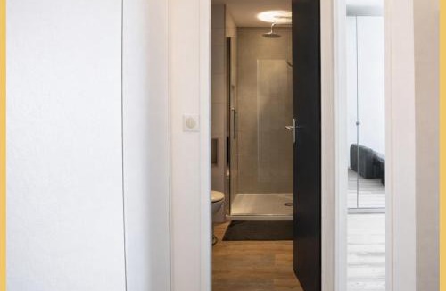 Ambilly Apartment | Chez Gilles I Studio I Ambilly