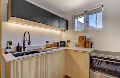 Les Praz-de-Chamonix Apartment | Cocon 1BR Balcony | Parking | HomeCine | Lift500m