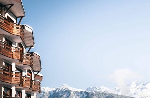 La Perriere Apartment | Comfortable 2-room apartment, ski-in/ski-out, near shops