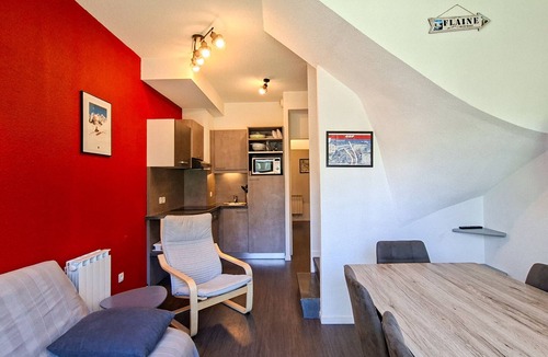 Flaine Apartment | Comfortable apartment at the foot of the slopes with pool and parking