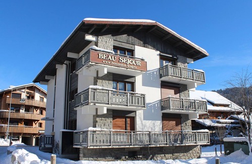 Les Gets Apartment | Comfortable family apartment in Les Gets, sleeps 4, balcony and WiFi
