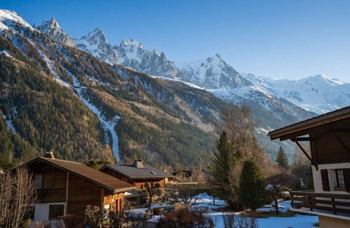 Les Praz-de-Chamonix Apartment | Cosy 120m2 | MtBlanc Views | Lift 5mn | Lake Golf