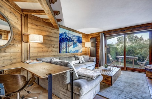 Les Praz-de-Chamonix Apartment | Cosy 74m2 View Garden | SkiLift 250m | Parking Bus