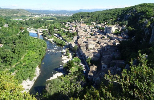 Vogue Cottage | cottage 200 meters from the beach in village of character