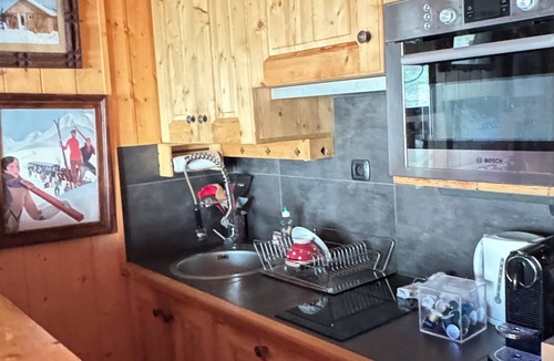 Courchevel Apartment | Courchevel 1750 luxury charm south small chalet on the slopes