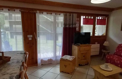 Pralognan-la-Vanoise Apartment | Cozy and bright apartment with garden, for 6 guests