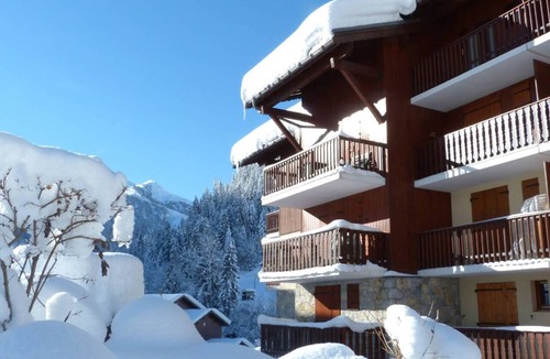 Areches Apartment | Cozy apartment, pets allowed - 6 guests
