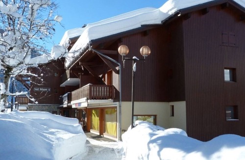 Areches Apartment | Cozy apartment in village center - 4 guests
